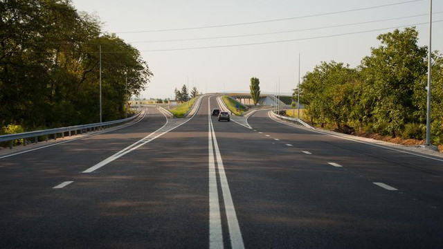 90 de kilometri de drumuri, construite din bani europeni, vor fi dați în exploatarea în Republica Moldova