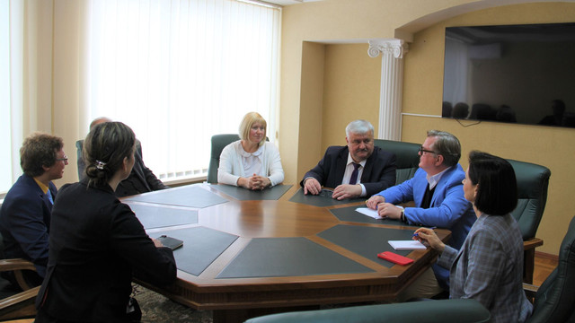Doi profesori americani vor face cercetări în Republica Moldova, ghidați de cadrele universitare ale USM, în cadrul Programului Fulbright