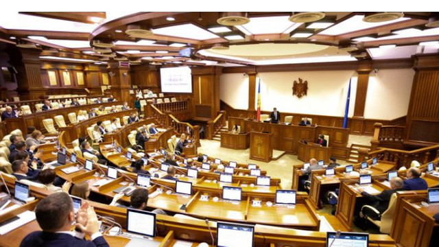 Șomerii vor primi vouchere pentru formare profesională
