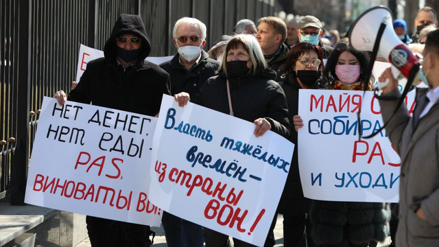 Experți | Protestele împotriva guvernării organizate de Partidul „Șor” urmăresc posibilitatea de a-i scăpa de justiție pe liderii acestei formațiuni și să-l aducă pe Ilan Șor în grațiile Moscovei