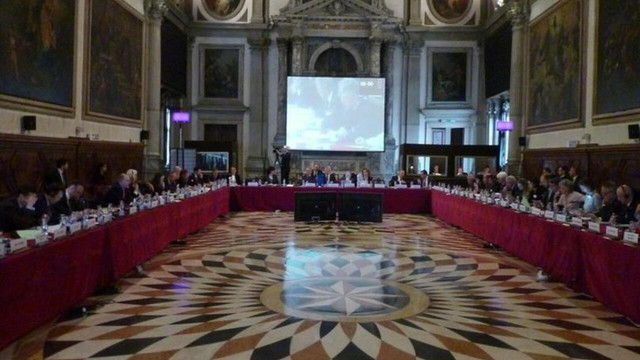 O delegație a Comisiei de la Veneția vine la Chișinău