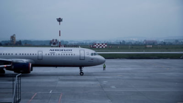 Angajații de la companiile aeriene și aeroporturile din Rusia au început să primească notificări de recrutare
