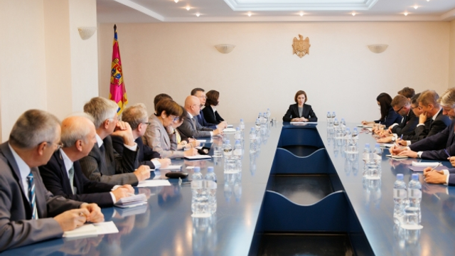 Președintele Maia Sandu s-a întâlnit cu mai mulți șefi ai misiunilor diplomatice acreditate la Chișinău