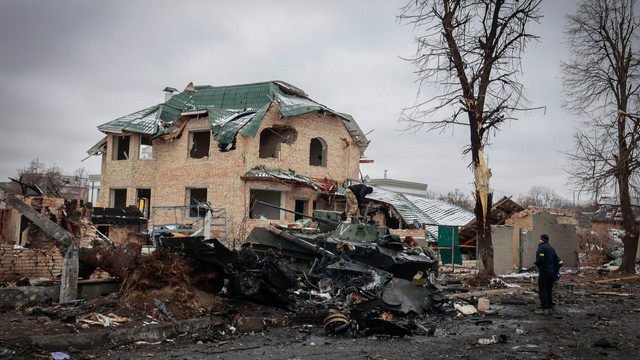 Noi alerte de raiduri aeriene în toată Ucraina, după ce atacul rus de luni a făcut 19 morți și 105 răniți