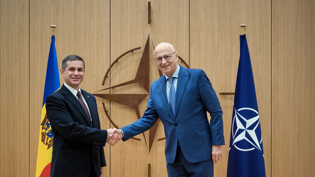 Ministrul Apărării, Anatolie Nosatîi, întâlnire la sediul NATO cu Mircea Geoană, secretarul-general adjunct al Alianției