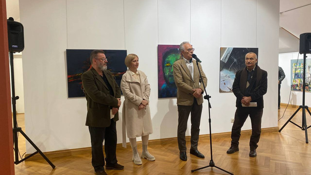 Expoziție de artă contemporană a artiștilor plastici din Alba Iulia, vernisată la Chișinău