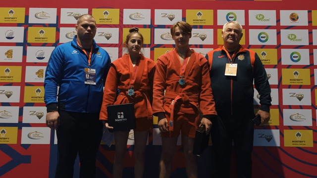 Patru medalii la Mondialele de sambo printre cadeți și juniori