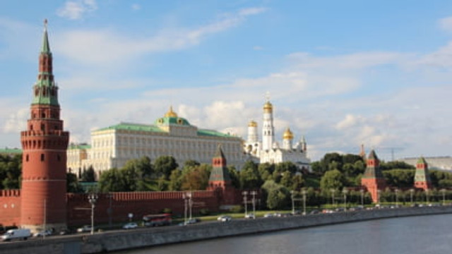 Foști oficiali de la Kremlin vor să depună mărturie împotriva crimelor lui Putin