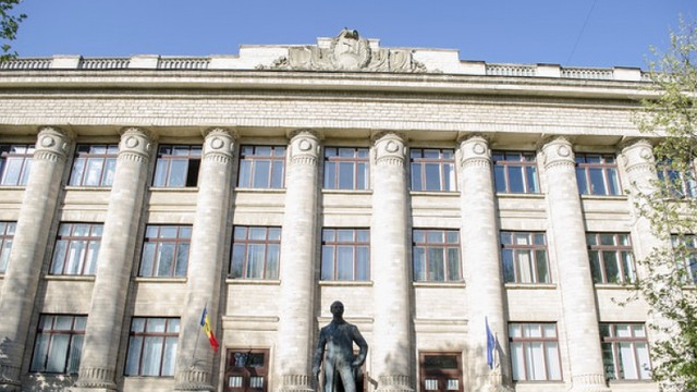 Biblioteca Națională a R. Moldova vă invită la inaugurarea expoziției cu genericul „EU AM ȘTIUT SĂ FAC DIN VIAȚA MEA O SĂRBĂTOARE”