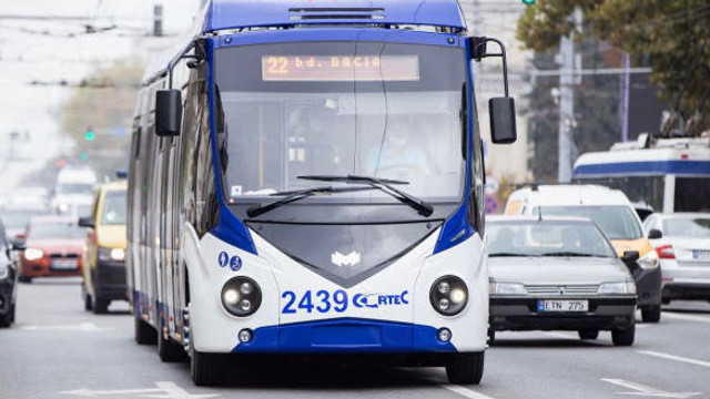 Transportul public din capitală va circula în regim special de sărbători