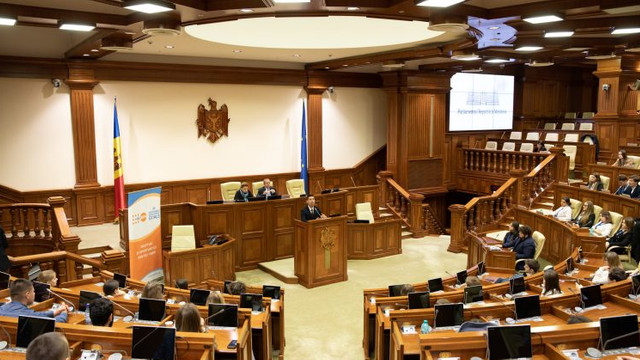 Parlamentul a găzduit ceremonia de deschidere a programului Moldova Model United Nations 2022
