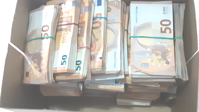 Cetățean al Ucrainei  trimis pe banca acuzaților, după ce a încercat să scoată din R. Moldova peste 12,7 milioane lei, în valută străină
