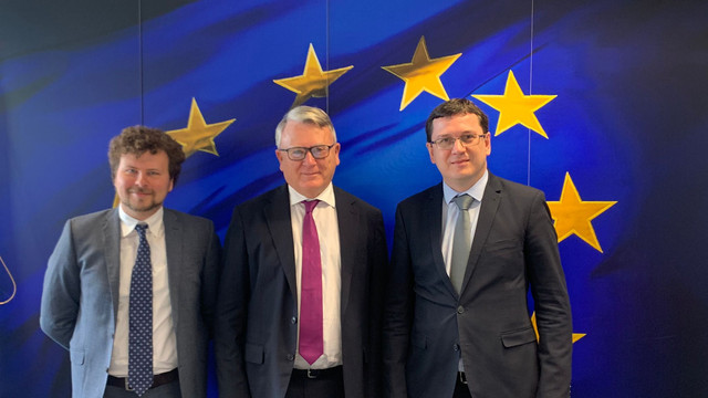 Ministrul Muncii și Protecției Sociale Marcel Spatari și deputatul PAS, Dan Perciun, într-o vizită de lucru la Bruxelles