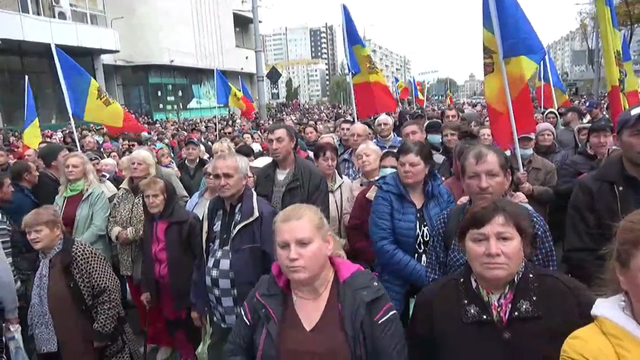 Protest cu altercații între manifestanți și oamenii legii, în Chișinău. UPDATE | Unul dintre fruntașii Partidului ȘOR a fost reținut