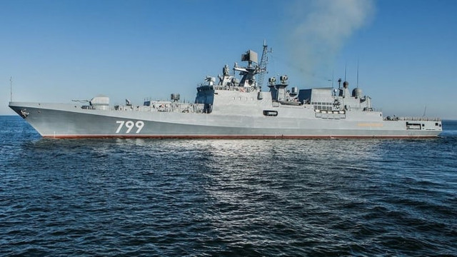 Fregata Makarov, noua navă amiral a Flotei Ruse după scufundarea Moskva, a fost lovită în timpul atacului cu drone din Sevastopol