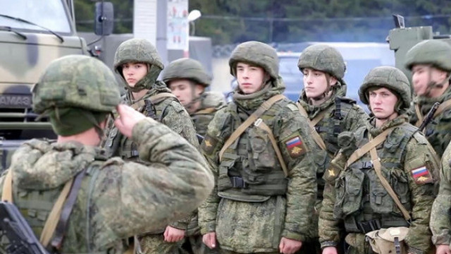 Adio veste antiglonț din carton. Rusia își face reclamă și spune cum va echipa soldații cu costume tip „Iron Man”