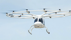 Taxiurile zburătoare, un proiect în ascensiune. Primul zbor cu o dronă de tip taxi a avut loc în apropiere de Paris
