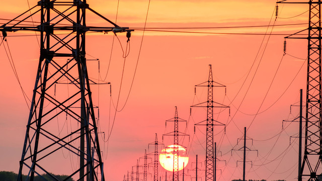 Energocom a cumpărat pentru ziua de azi, 3 noiembrie, opt mii de megawați de la bursa din România