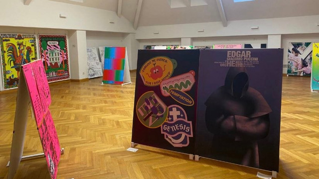 Expoziția „100 CELE MAI BUNE AFIȘE 21” revine în atenția publicului de la Chișinău