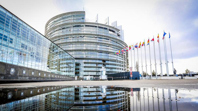 Parlamentul European se reunește într-o nouă sesiune plenară. Eurodeputații vor susține în plen aderarea Croației la Schengen


