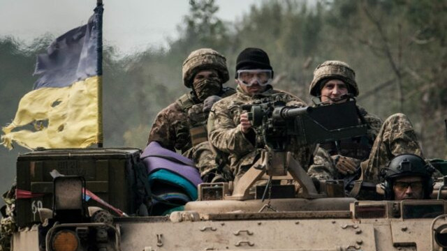 Rușii anunță retragerea dintr-un nou oraș ucrainean, la câteva zile după ce au părăsit Herson
