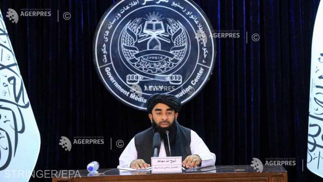 Afganistan: Liderul talibanilor ordonă o aplicare strictă a legii islamice