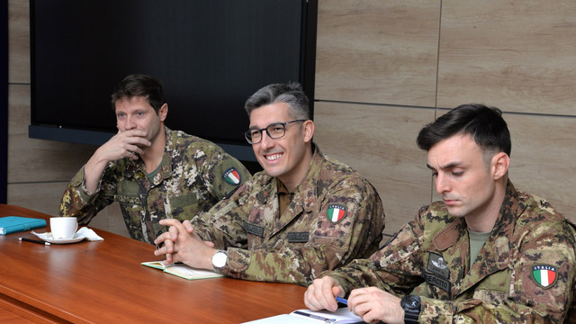 Instruirea pacificatorilor moldoveni evaluată de experții Statului Major Întrunit al Forțelor Armate italiene