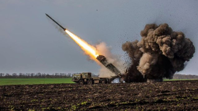Rusia a tras marți aproximativ 100 de rachete pe teritoriul Ucrainei, anunță forțele aeriene ucrainene. Este cel mai masiv atac rusesc de la începutul invaziei