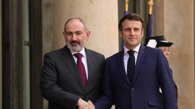 Armenia, gest de contestare a influenței lui Putin. Erevanul cere Franței să medieze negocierile de pace cu Azerbaidjanul
