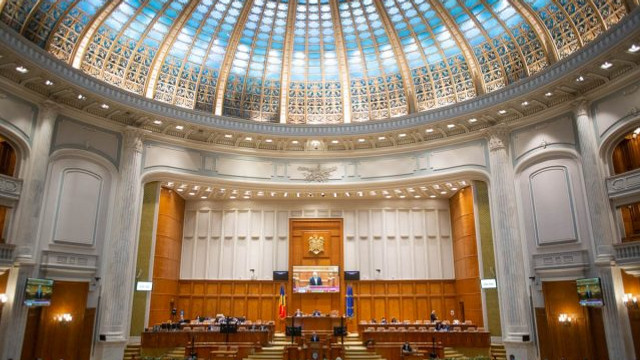Ședință solemnă a Parlamentului de la București, luni, pentru a marca Ziua Națională a României