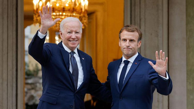 Emmanuel Macron se îndreaptă spre Washington, pentru a doua sa vizită oficială în Statele Unite
