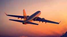 Eurostat: Numărul pasagerilor din UE care călătoresc cu avionul a crescut cu 35%, în 2021