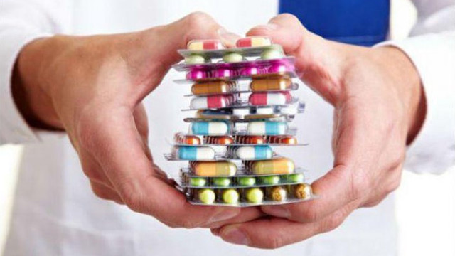 Producătorii locali de medicamente vor putea importa materii prime printr-o procedură simplificată