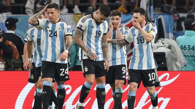 Argentina a învins Australia și s-a calificat în sferturile Cupei Mondiale 2022

