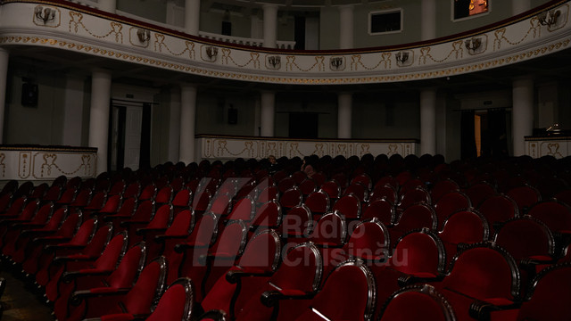 FOTO | Dragostea revine la Teatrul Național „Mihai Eminescu” într-un format modern
