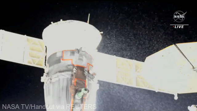 Rusia anunță că brațul robotizat al ISS va inspecta capsula Soiuz afectată de un posibil impact cu un micrometeorit