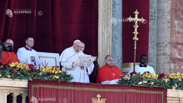 Papa Francisc a condamnat „războiul fără sens'' din Ucraina în mesajul său de Crăciun