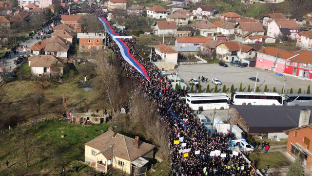 Serbia: Statul Major cere desfășurarea de trupe la granița cu Kosovo
