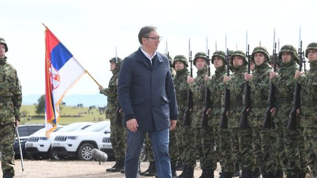 Serbia: Armata a fost pusă în stare de alertă de președintele Aleksandar Vucic
