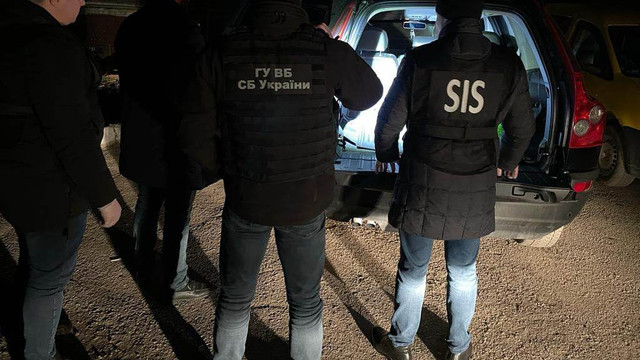 Un nou grup infracțional care facilita tranzitarea ilegală Moldovei de către bărbați din Ucraina, destructurat