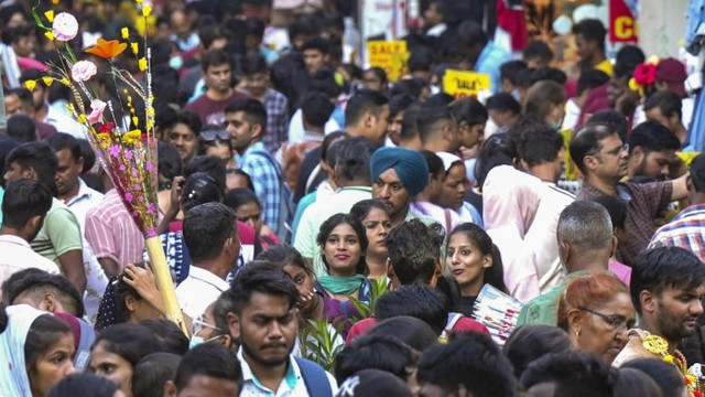 India va deveni în 2023 cea mai populată țară a lumii, depășind China