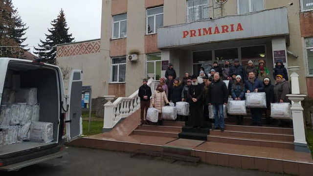 300 de plapume donate refugiaților ucraineni de Episcopia de Bălți în colaborare cu mai multe biserici românești