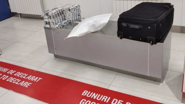 O valiză plină cu țigări, depistată la cursa aeriană „Chișinău-Paris”