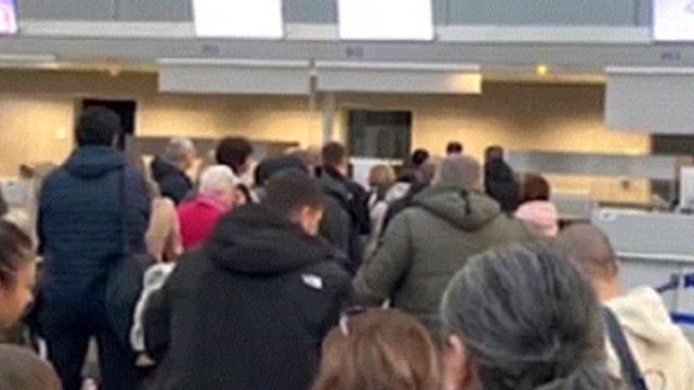 Ultimii 15 cetățeni ai Rep. Moldova din cei 30 blocați în Aeroportul din Frankfurt de Crăciunul pe stil vechi au ajuns la Chișinău
