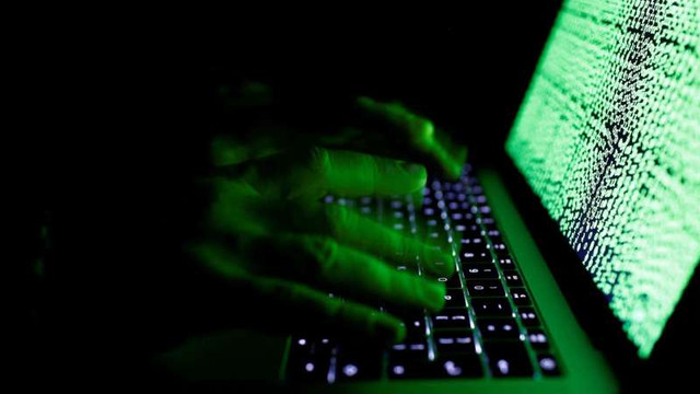 Utilizatorii de Internet continuă să folosească parole simple, ușor detectabile de către hackeri (raport)