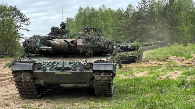 Premierul polonez se pregătește să sfideze Germania în privința trimiterii de tancuri Leopard 2 în Ucraina: Permisiunea Berlinului este de importanță secundară