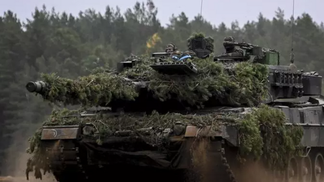 Polonia a depus oficial la Berlin cererea de livrare a tancurilor Leopard în Ucraina
