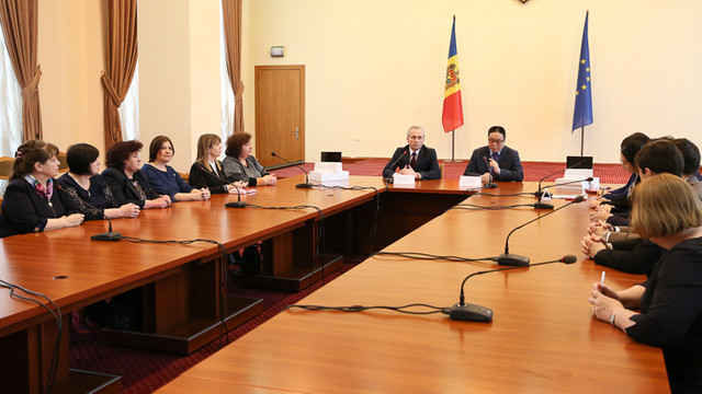 China va oferi tablete instituțiilor de învățământ din R. Moldova frecventate de elevi ucraineni
