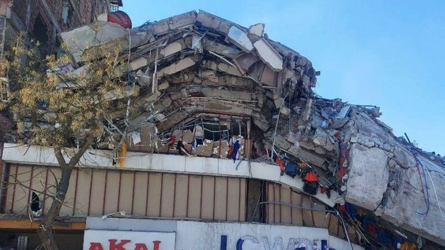 VIDEO | Cutremur în Turcia: Un copil de 3 ani, salvat de pompierii moldoveni
