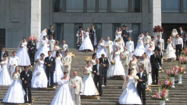 47 de cupluri au cerut să se căsătorească de Ziua Îndrăgostiților

